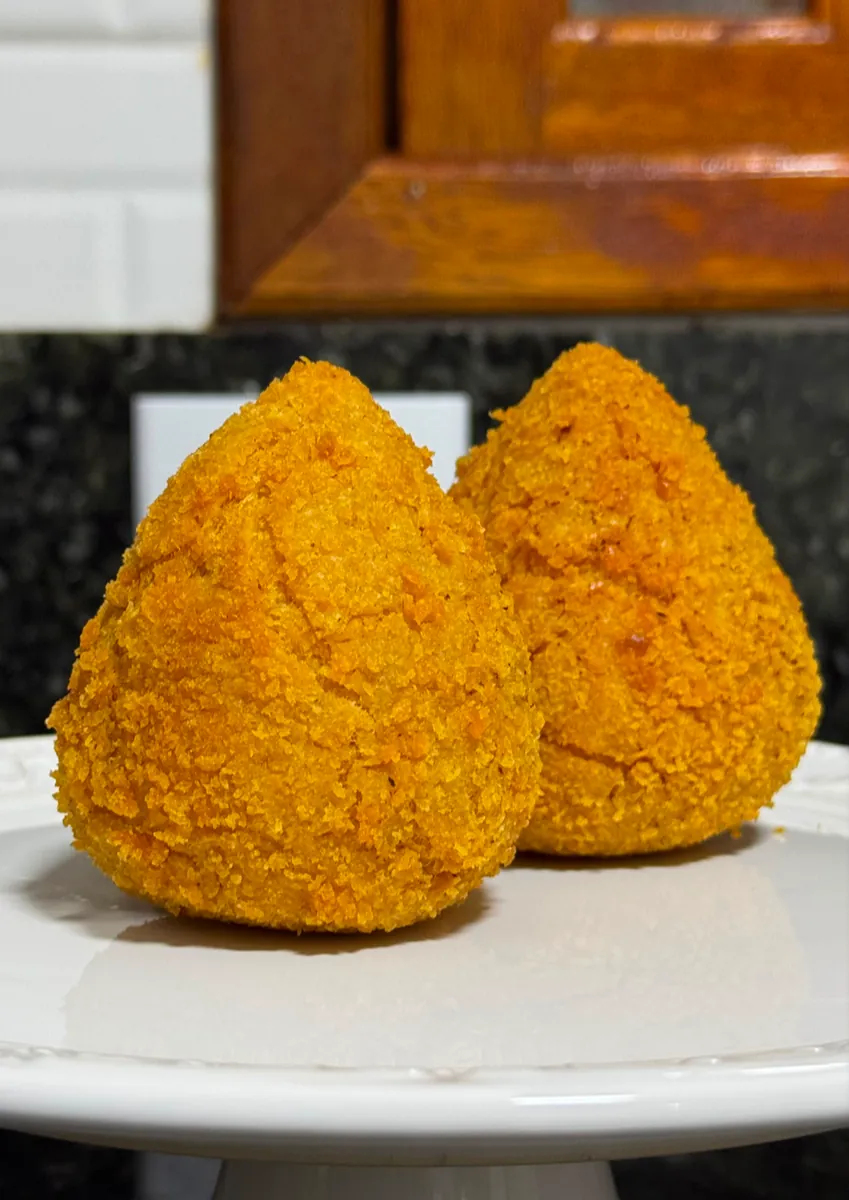 Ver foto 2 de 2 de Super Coxinha de Costela com Cream Cheese